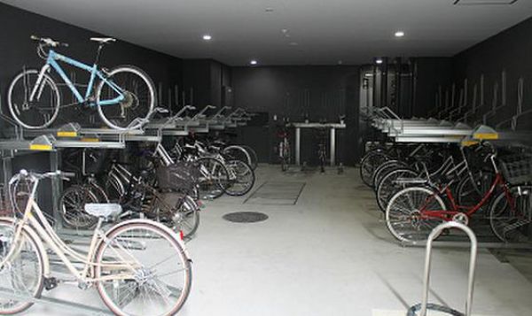 フェニックス市谷本村町