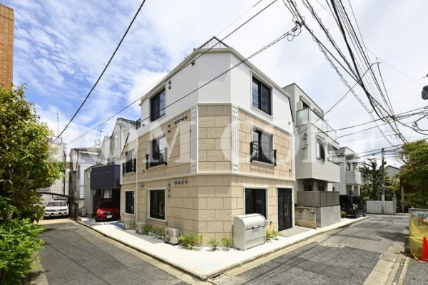 ラブランシュール駒沢