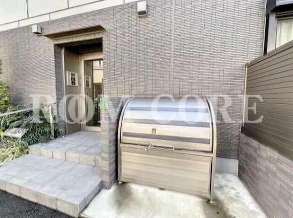 リリィ北沢